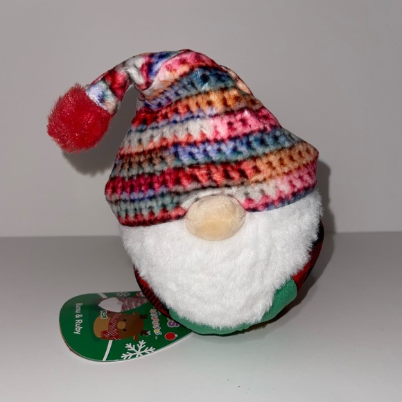 Ruby the Reindeer and Banu the Gnome 5" Flip A Mallow Squishmallows Christmas! - Picture 5 of 7